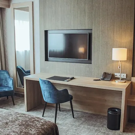 Hotell Der Valk Breda