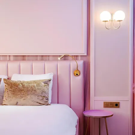 Der Valk Hotel 4*