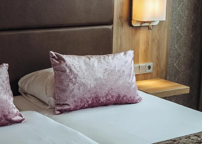 Der Valk ブレッダ