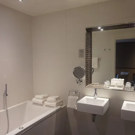 Hotell Der Valk Breda